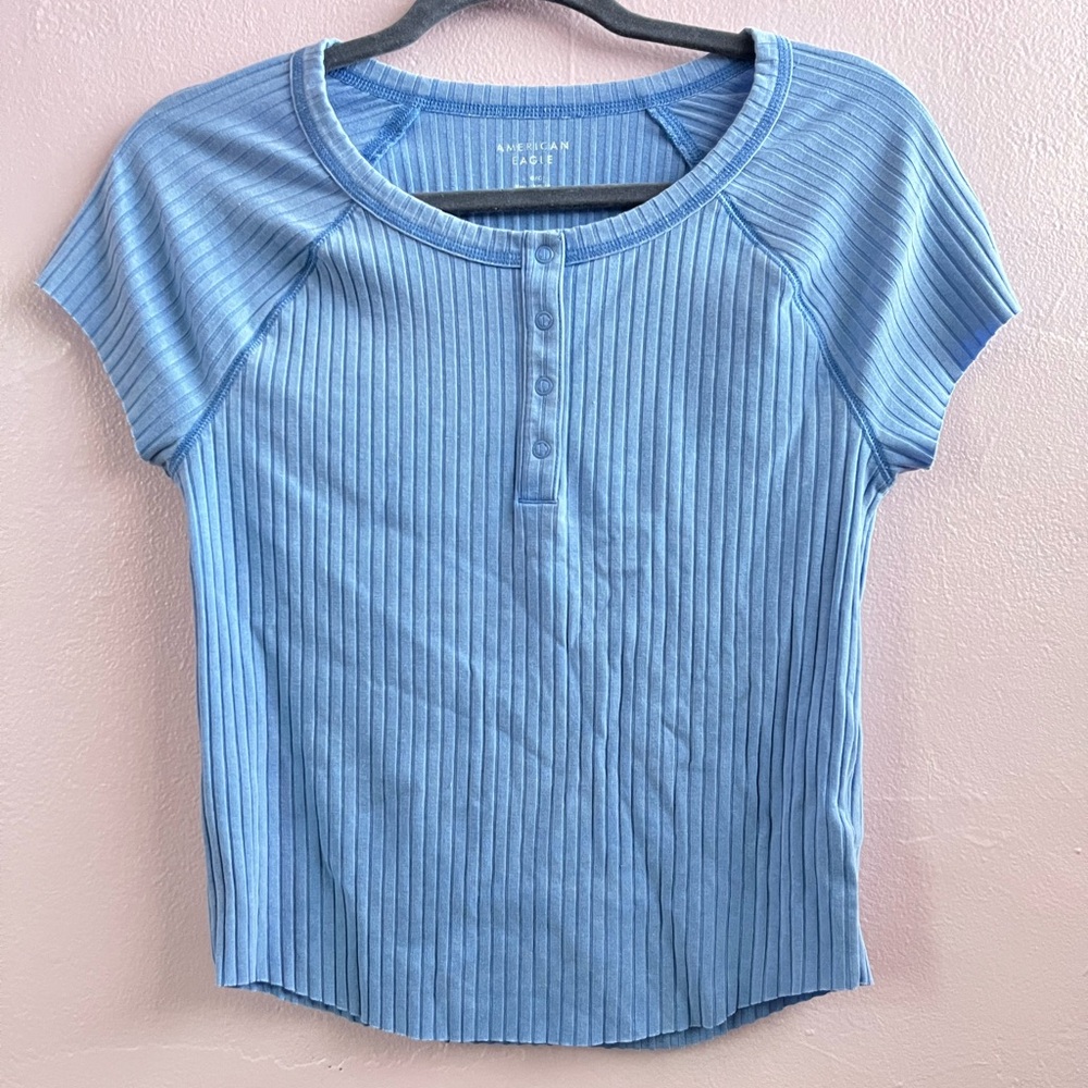 American Eagle• Top